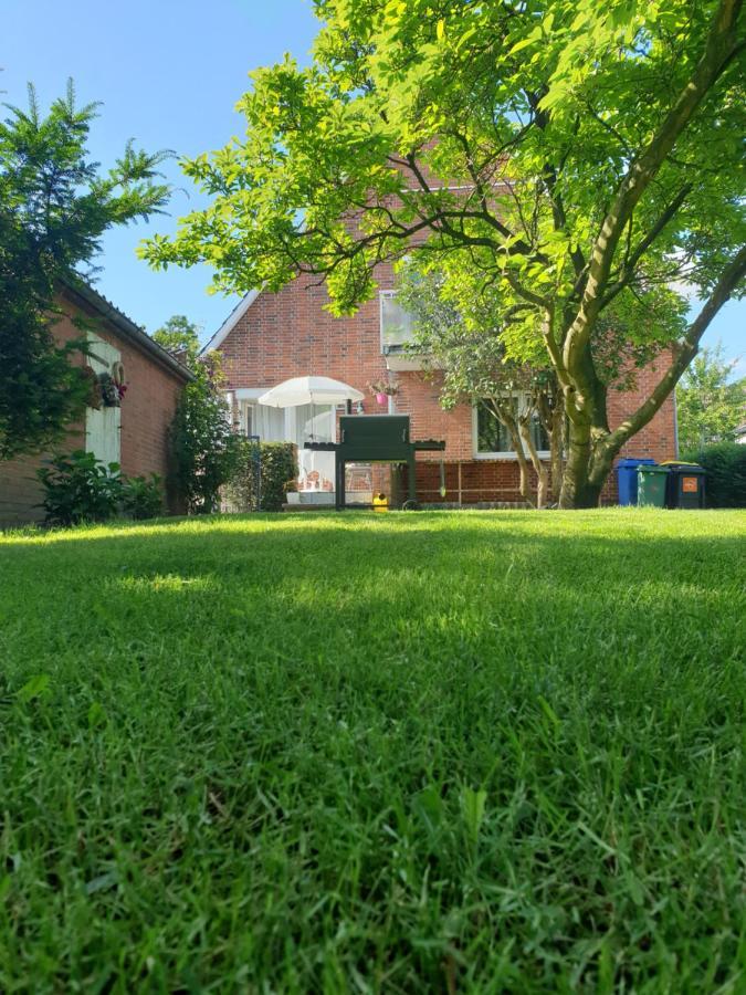 Westkueste Ferienwohnung Heide  Εξωτερικό φωτογραφία
